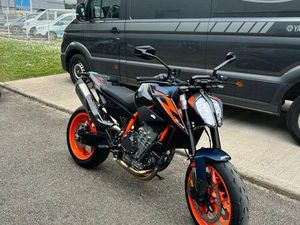 KTM 890 DUKE R 2024