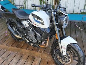 MORINI SEIEMMEZZO (649CM3)