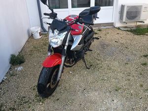 YAMAHA XJ6