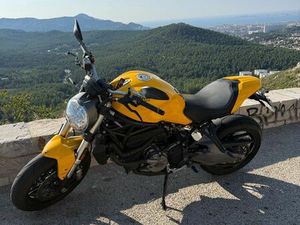 DUCATI MONSTER 821 PEU ROULÉE