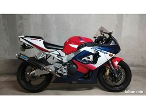 CBR 929 RR