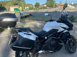 À VENDRE : KAWASAKI VERSYS 650 – ANNÉE 2020 – BRIDÉE A2 (47,5 CH) KILOMÉTRAGE : 20 238 KM (ÉVOLUTIFS)