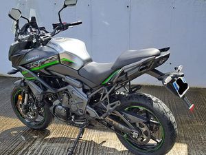 MOTO KAWASAKI VERSYS 650 ABS