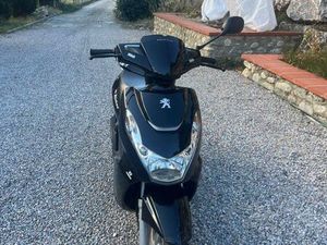 SCOOTER PEUGEOT KISBEE