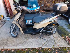 AV SCOOTER