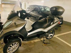 PIAGGIO MP3 300 LT TOURING