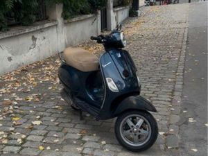 VESPA LX125