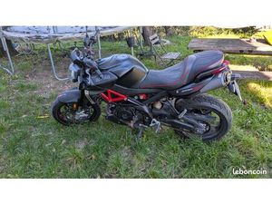 APRILIA SHIVER 900