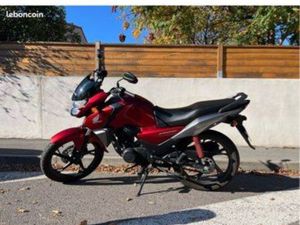MOTO HONDA CB125F