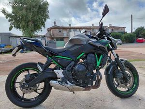 KAWASAKI Z650 A2