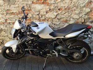MV AGUSTA BRUTALE 920