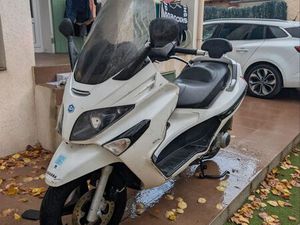 PIAGGIO XEVO 125 CC ANNÉE 2010