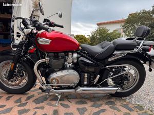 TRIUMPH BONNEVILLE SPEEDMASTER