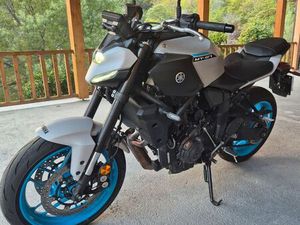 YAMAHA MT 07