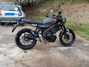 YAMAHA XSR 125