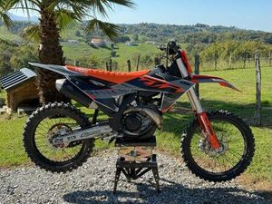 KTM 450 SX-F 2023
