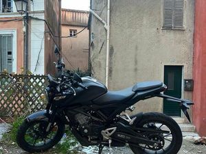 MOTO HONDA CB 125 R NEUVE