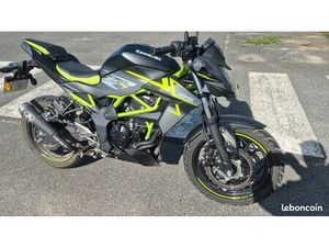 KAWAZAKI Z125