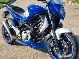 SUZUKI GLADIUS A2 RABAISSÉE