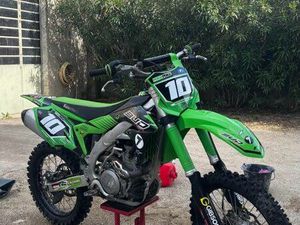 450 KXF