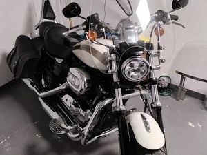 HARLEY-DAVIDSON SPORTSTER 1200