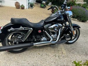 HARLEY DAVIDSON FLD SWITCHBACK