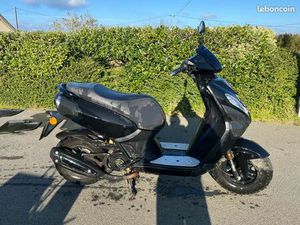 SCOOTER PEUGEOT