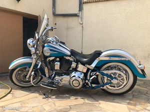 HARLEY DAVIDSON SOFTAIL DELUXE CVO