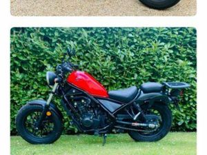 MOTO HONDA REBEL 500