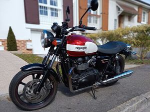 TRIUMPH NEWCHURCH SPÉCIAL ÉDITION