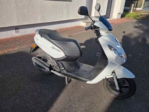 SCOOTER 50 CC – ANNÉE 2023 – BON ÉTAT – 2 600 KM