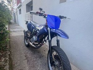 YAMAHA DT