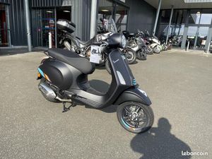 VESPA PRIMAVERA 125 S