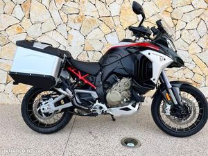 DUCATI MULTISTRADA V4 RALLY 1160 ADVENTURE TRAVEL & RADAR