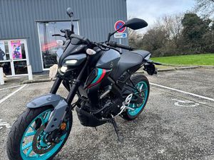 YAMAHA MT 125