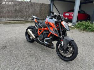 KTM 1290 SUPERDUKE R CARBONE