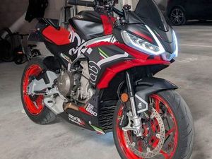 APRILIA TUONO 660