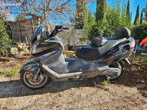 VEND OU ÉCHANGE BURGMAN 650