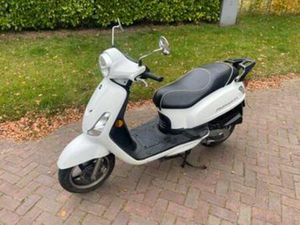 SYM FIDDLE 2 SCOOTER BLAUW KENTEKEN — SCOOTERS | SYM — MARKTPLAATS