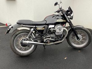 MOTO GUZZI V7 CLASSIC