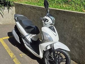 A VENDRE: SCOOTER 125 SYM SYMPHONY ST