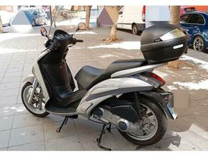 PEUGEOT - GEOPOLIS 250