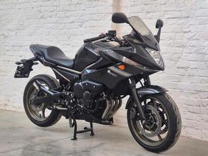 ② YAMAHA XJ6 DIVERSION F @MOTOMOBILIA