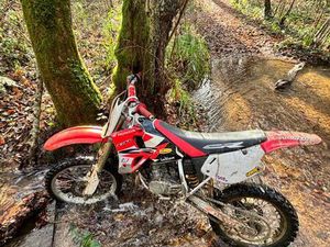 VEND OU ÉCHANGE 80CR