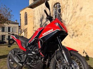 MOTO MORINI X-CAPE