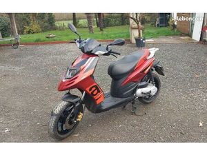 SCOOTER APRILIA SR