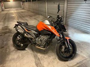 KTM DUKE 790