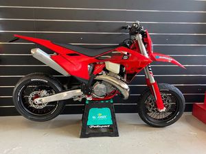 EC 300 SUPERMOTO