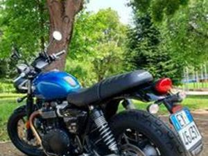 TRIUMPH STREET TWIN - 2021