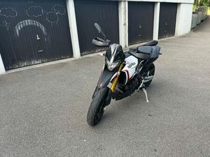 APRILIA DORSODURO 750